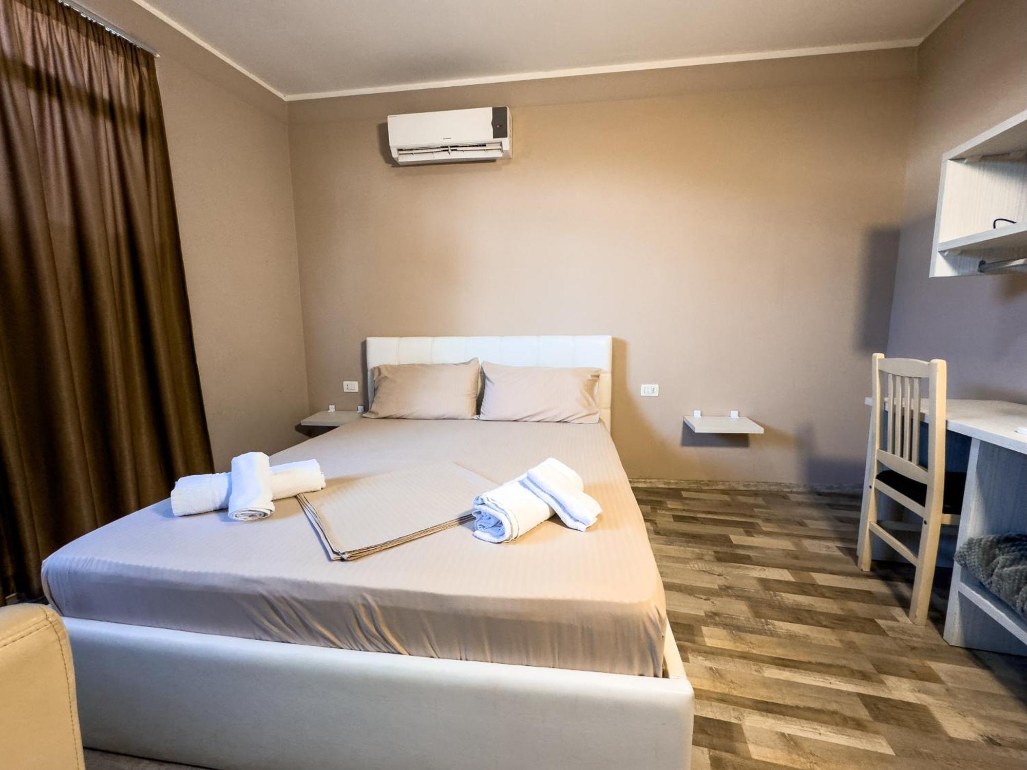 Shkodra Budget Hotel Dış mekan fotoğraf