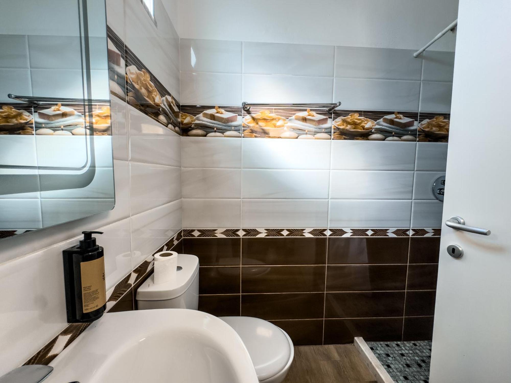 Shkodra Budget Hotel Oda fotoğraf