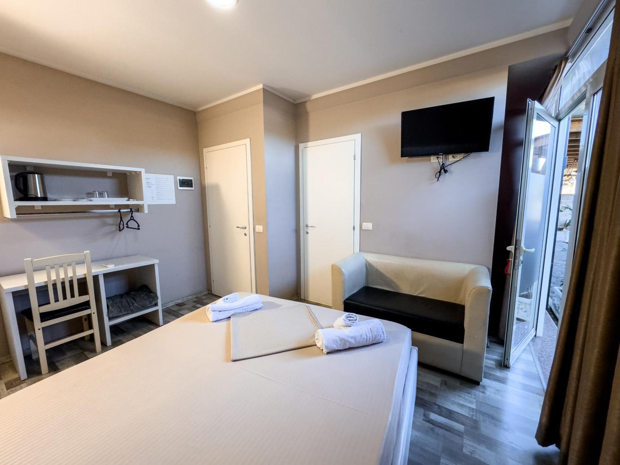 Shkodra Budget Hotel Dış mekan fotoğraf